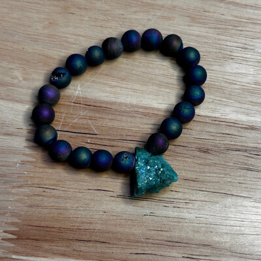 Matte Iridescent Purple Teal Beaded Stretch Bracelet with Raw Druzy Geode Stone